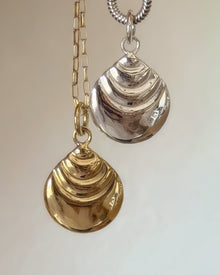 Hoju Pendant