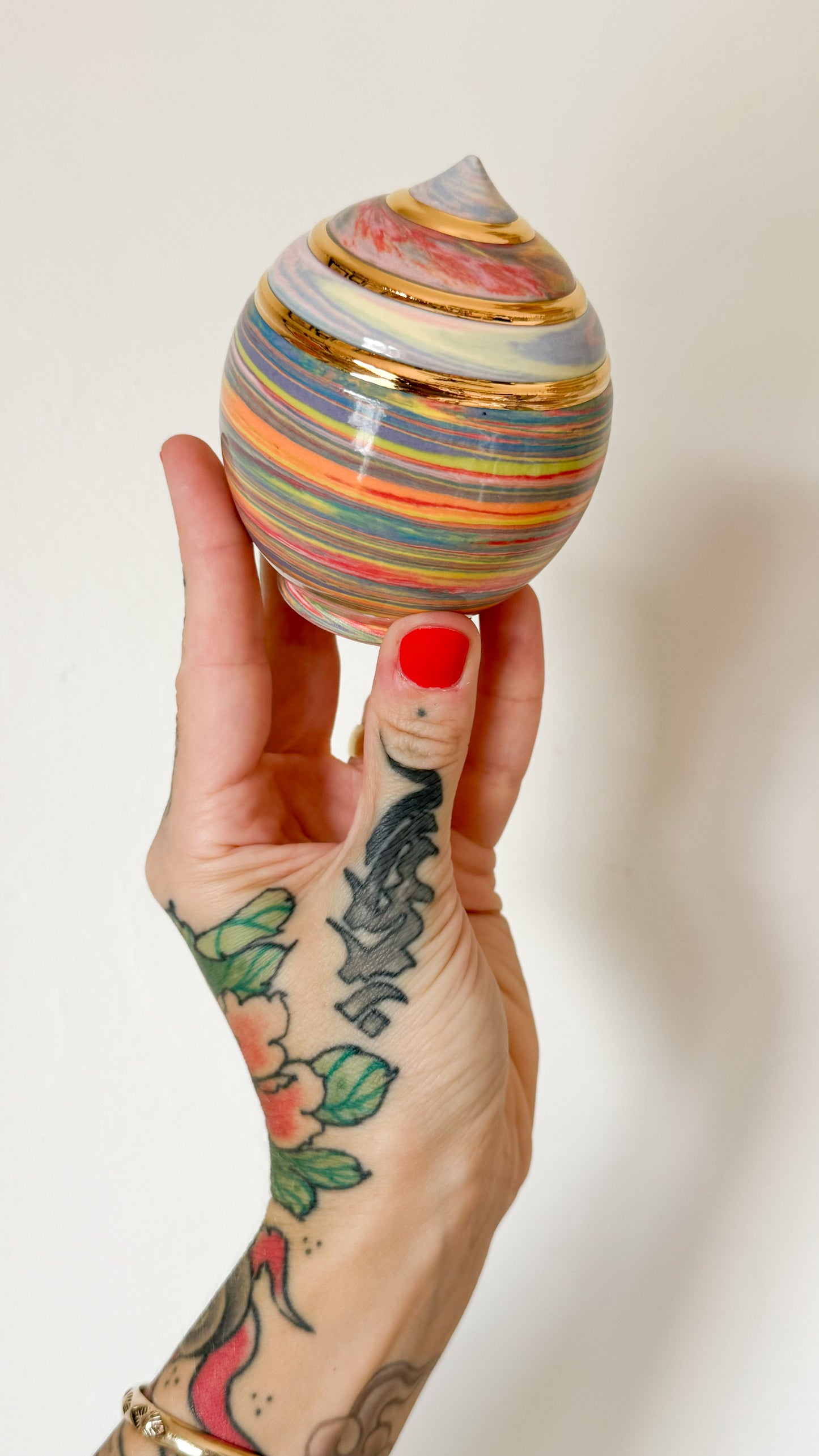 Marbled Psychedelic Swirl Statuette 2