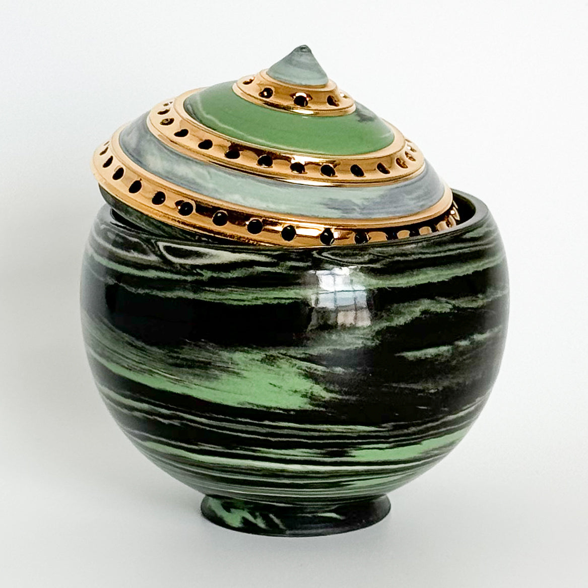 Marbled Green Swirl Incense Burner 1