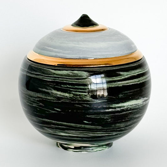 Marbled Green Swirl Lidded Vessel 1